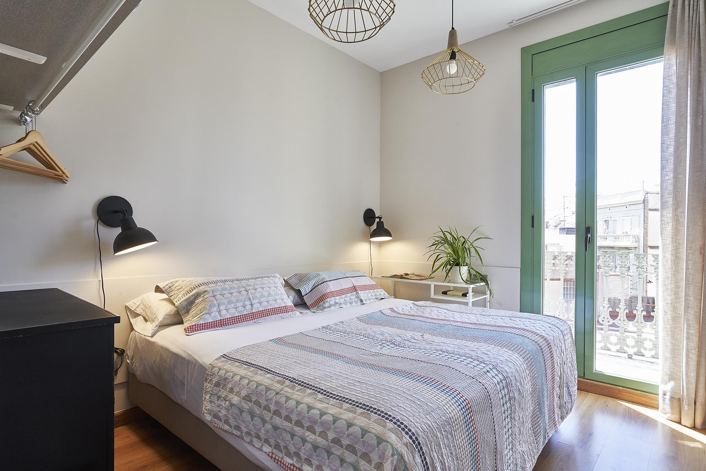 Barcelona Sants Station Apartments Екстер'єр фото
